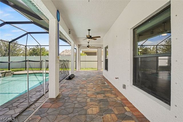 2065 Cape Heather CIR, Cape Coral, FL 33991