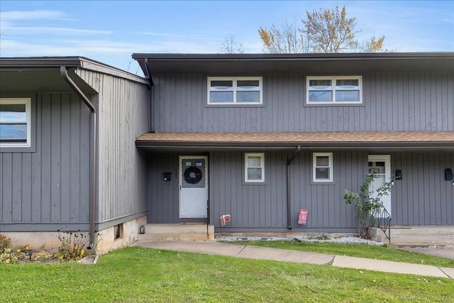 131 Williamstown Court 131, Newington, CT 06111