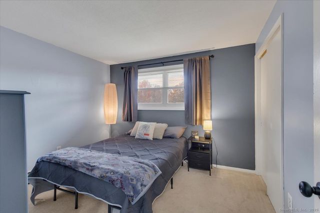 131 Williamstown Court 131, Newington, CT 06111