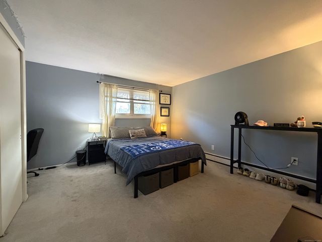 131 Williamstown Court 131, Newington, CT 06111