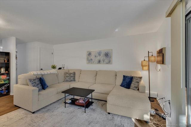 131 Williamstown Court 131, Newington, CT 06111