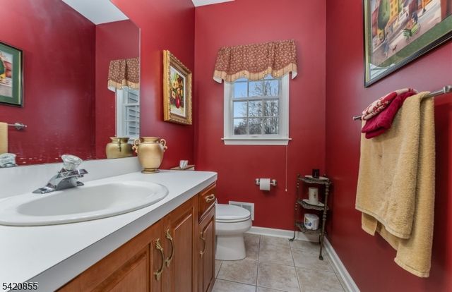 7 General Morgan Lane, Lebanon Twp., NJ 08826