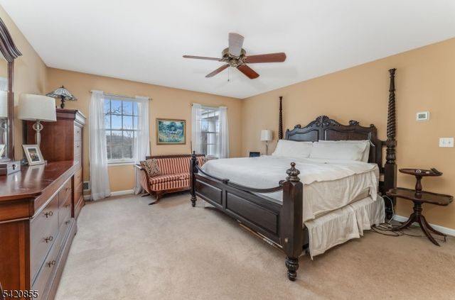 7 General Morgan Lane, Lebanon Twp., NJ 08826