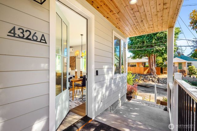 4326 A SW Mills Street, Seattle, WA 98136