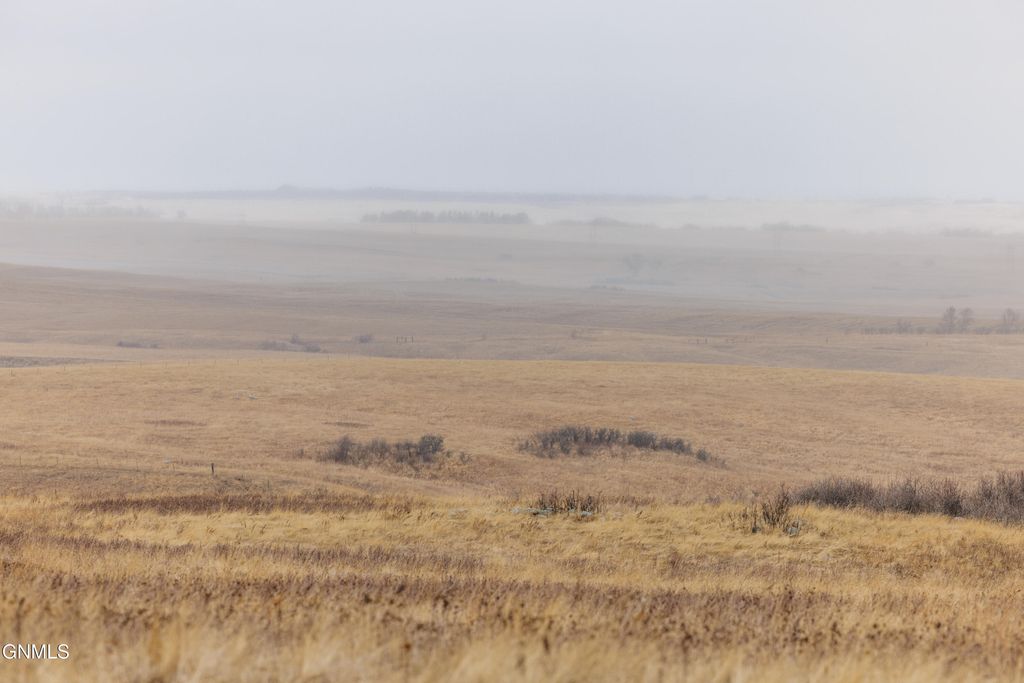 1402 57th Avenue SW, Beulah, ND 58523 photo 107