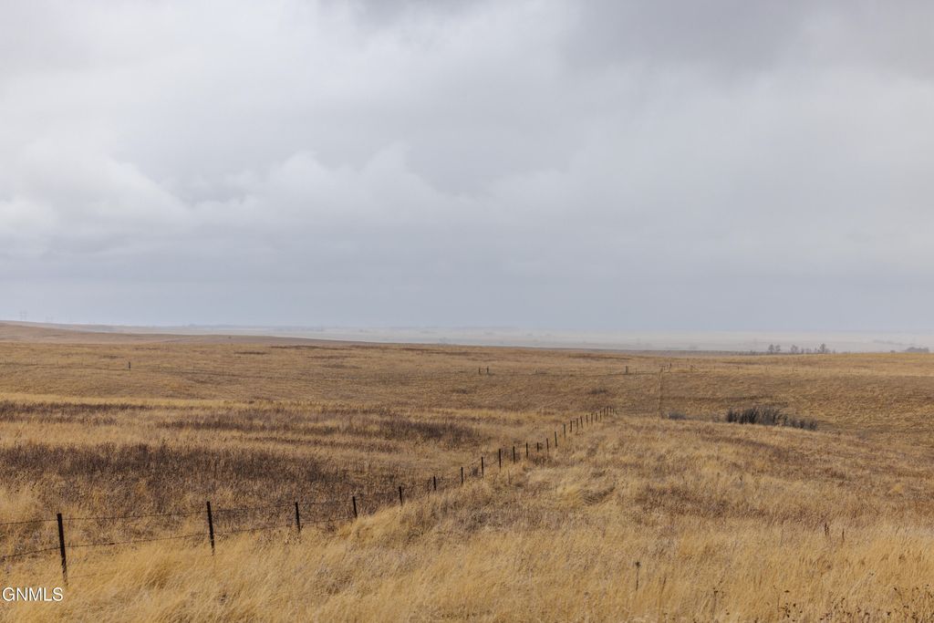 1402 57th Avenue SW, Beulah, ND 58523 photo 108