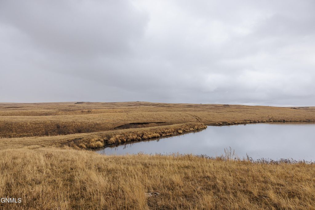 1402 57th Avenue SW, Beulah, ND 58523 photo 119