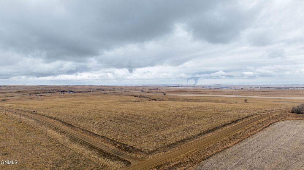 1402 57th Avenue SW, Beulah, ND 58523 photo 122