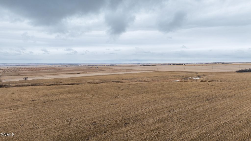 1402 57th Avenue SW, Beulah, ND 58523 photo 132