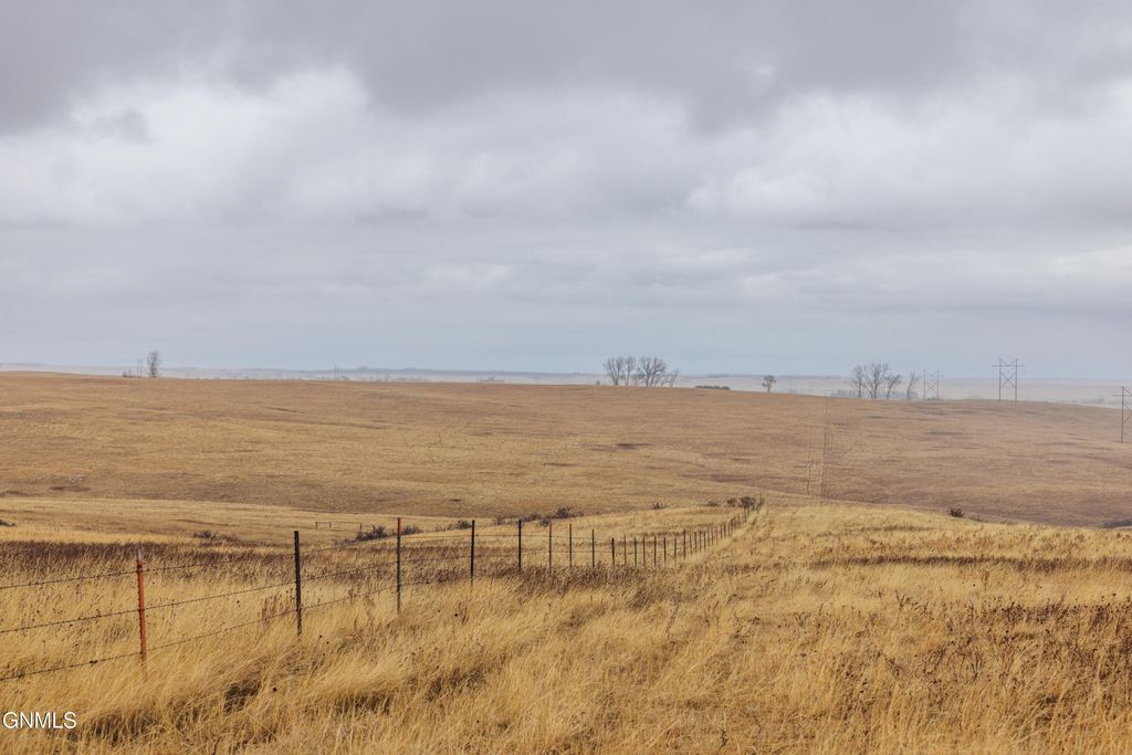 1402 57th Avenue SW, Beulah, ND 58523 photo 155