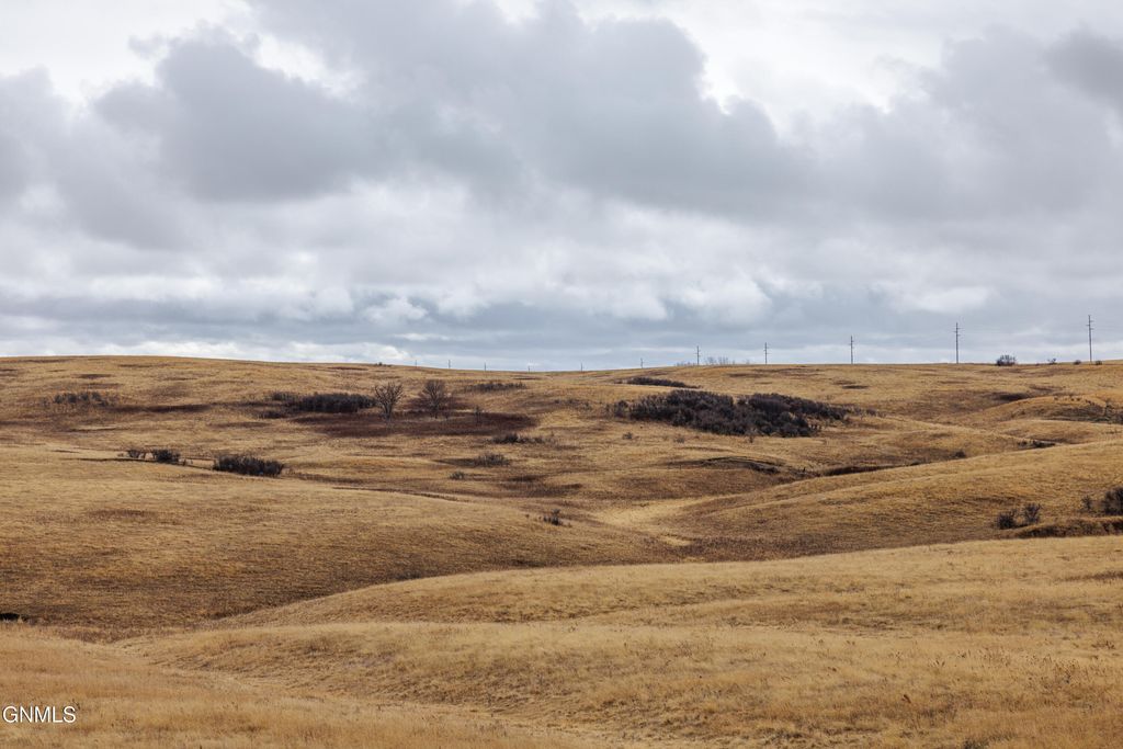 1402 57th Avenue SW, Beulah, ND 58523 photo 177