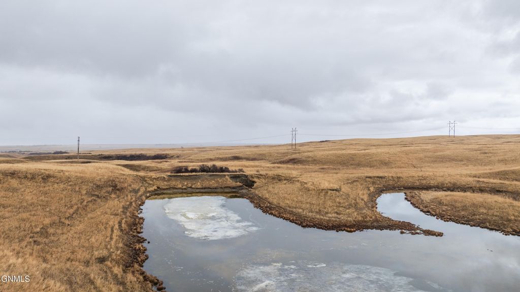 1402 57th Avenue SW, Beulah, ND 58523 photo 186