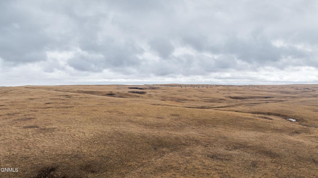 1402 57th Avenue SW, Beulah, ND 58523 photo 194