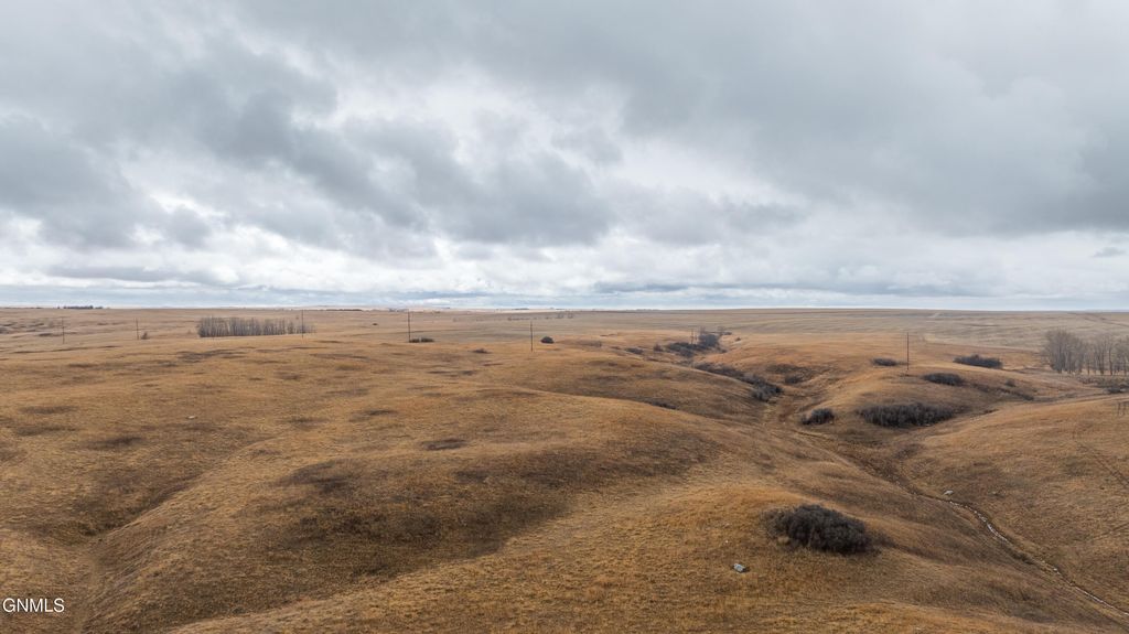 1402 57th Avenue SW, Beulah, ND 58523 photo 198