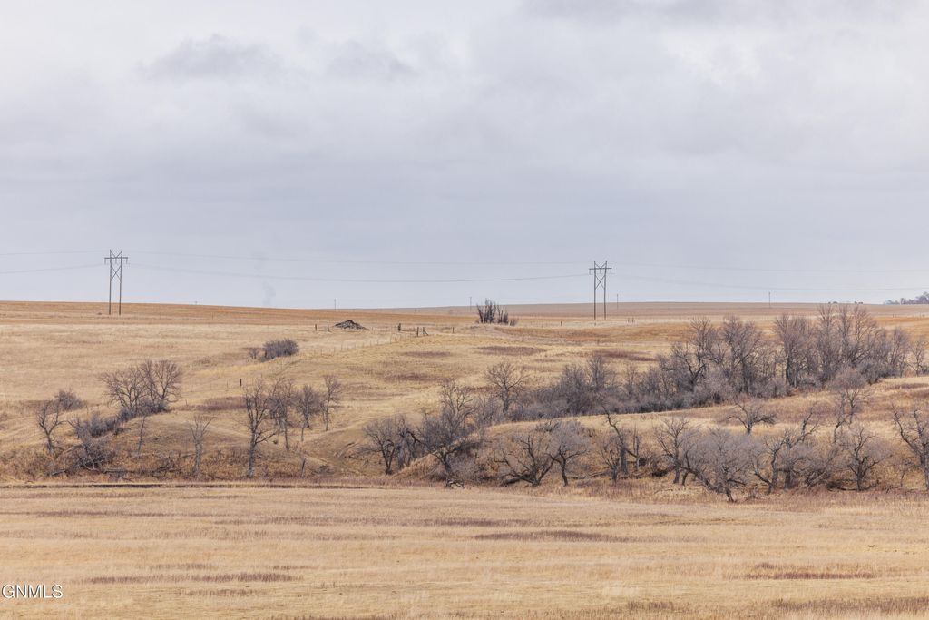 1402 57th Avenue SW, Beulah, ND 58523 photo 30
