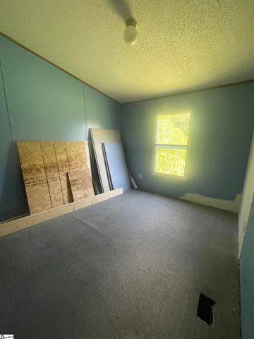 157 Foothills Trail, Gray Court, SC 29645