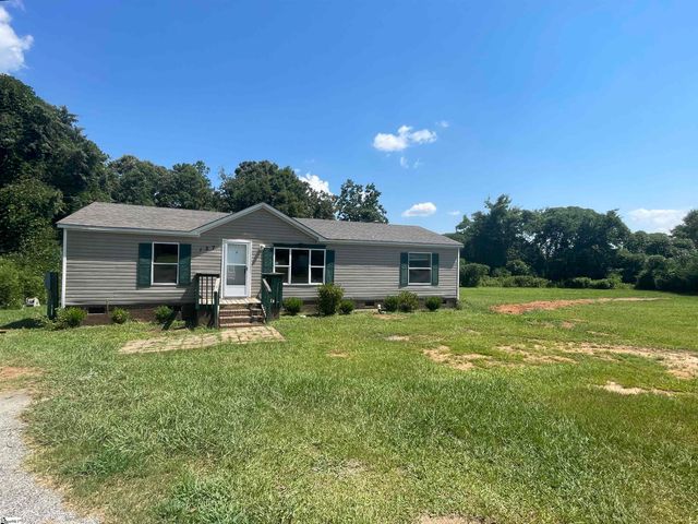 157 Foothills Trail, Gray Court, SC 29645