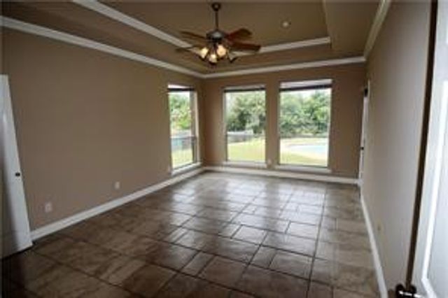 1321 Trophy Court W, Midlothian, TX 76065