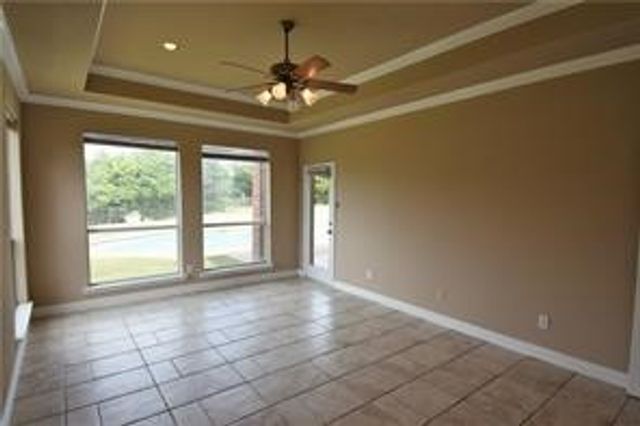 1321 Trophy Court W, Midlothian, TX 76065