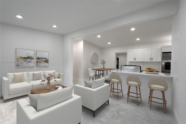 4041 NE 15th Ter, Pompano Beach, FL 33064