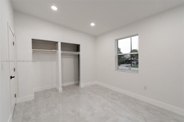 4041 NE 15th Ter, Pompano Beach, FL 33064