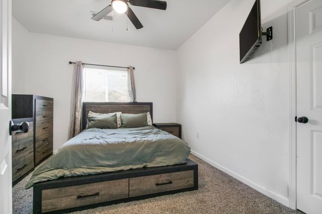 1682 E Foster Drive, Tulare, CA 93274