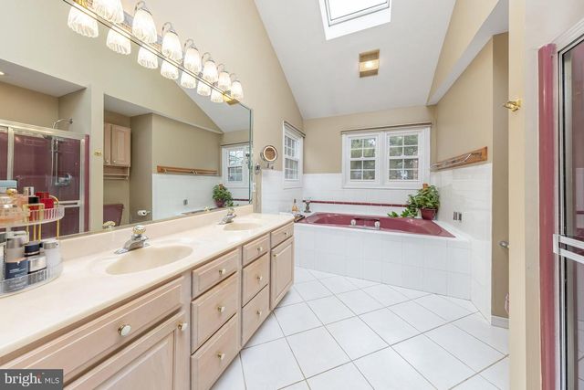 761 RATTLING RUN RD, Mickleton, NJ 08056