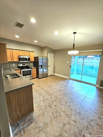 15827 MANES GRV, San Antonio, TX 78247