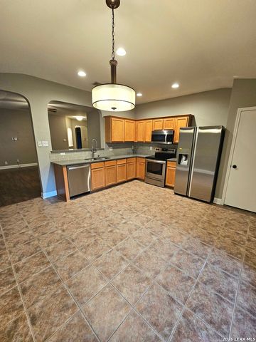 15827 MANES GRV, San Antonio, TX 78247