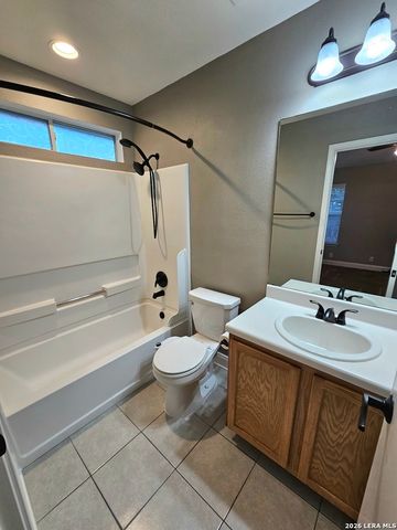 15827 MANES GRV, San Antonio, TX 78247