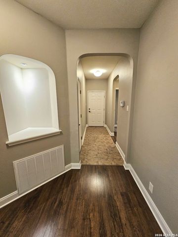 15827 MANES GRV, San Antonio, TX 78247