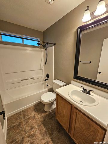 15827 MANES GRV, San Antonio, TX 78247