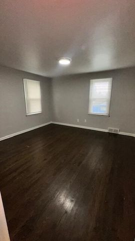 7597 Ziegler Street, Taylor, MI 48180