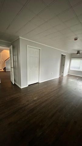 7597 Ziegler Street, Taylor, MI 48180