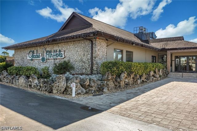 385 Palm DR 1732, Naples, FL 34112