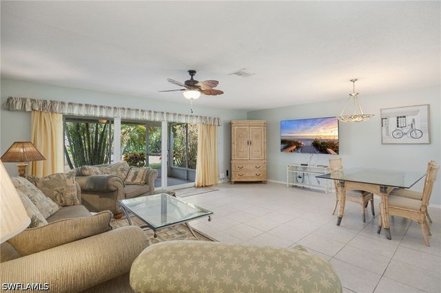 385 Palm DR 1732, Naples, FL 34112