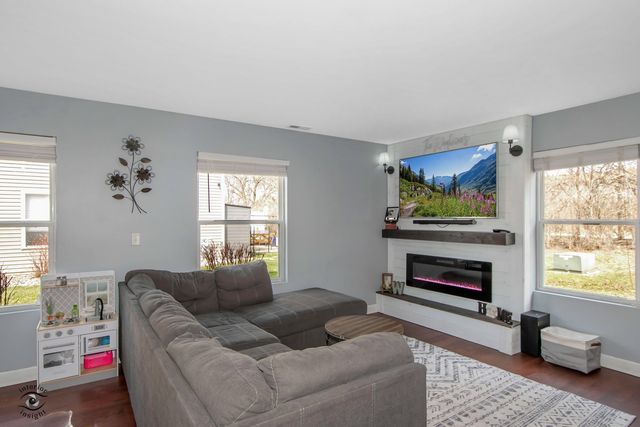 25181 Faraday Road, Manhattan, IL 60442