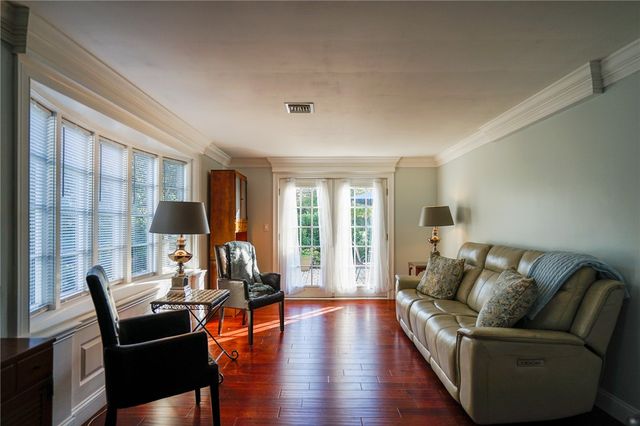 6 Tryon Avenue, East Providence, RI 02916