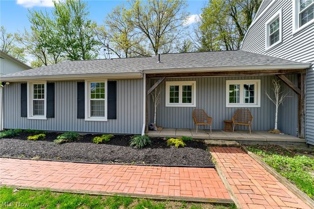 830 Blueberry Hill Drive, Canfield, OH 44406