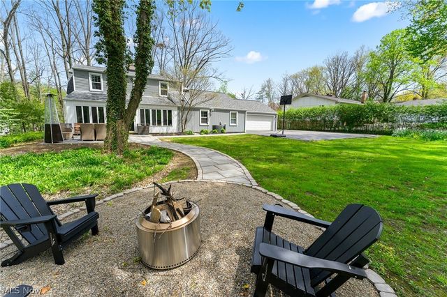 830 Blueberry Hill Drive, Canfield, OH 44406