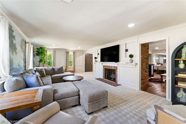830 Blueberry Hill Drive, Canfield, OH 44406