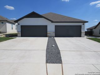 415 Cross Barn Blvd Unit B, Buda, TX 78610