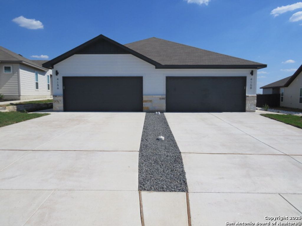 415 Cross Barn Blvd Unit B, Buda, TX 78610