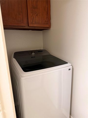 8010 Western Trail Drive, Houston, TX 77040