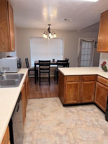 8010 Western Trail Drive, Houston, TX 77040