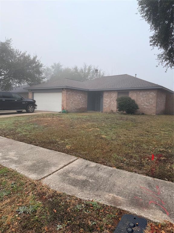 8010 Western Trail Drive, Houston, TX 77040