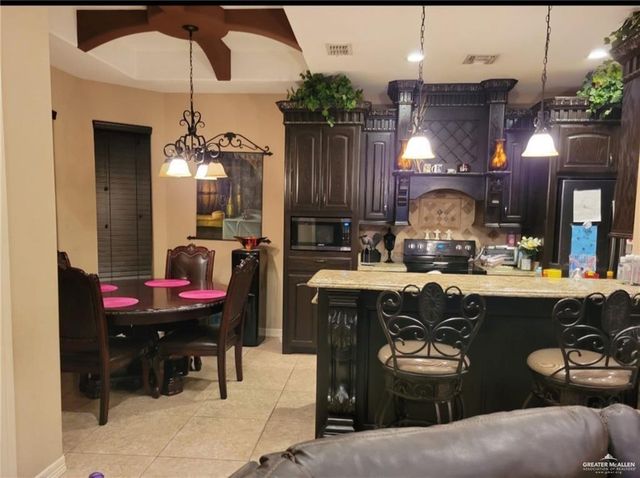 5996 Yarrow Drive, Rio Grande City, TX 78582