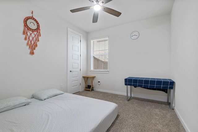 1813 Crow Hop VW, Leander, TX 78641