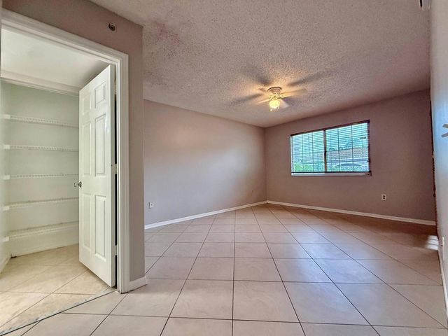 5065 Wiles Road 105, Coconut Creek, FL 33073