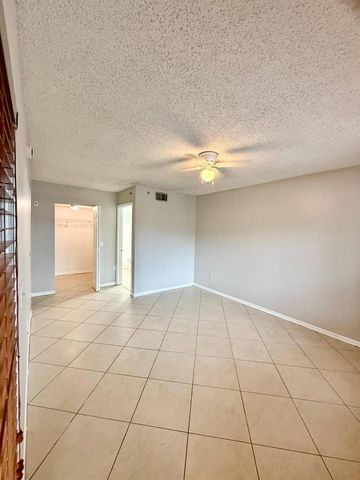 5065 Wiles Road 105, Coconut Creek, FL 33073